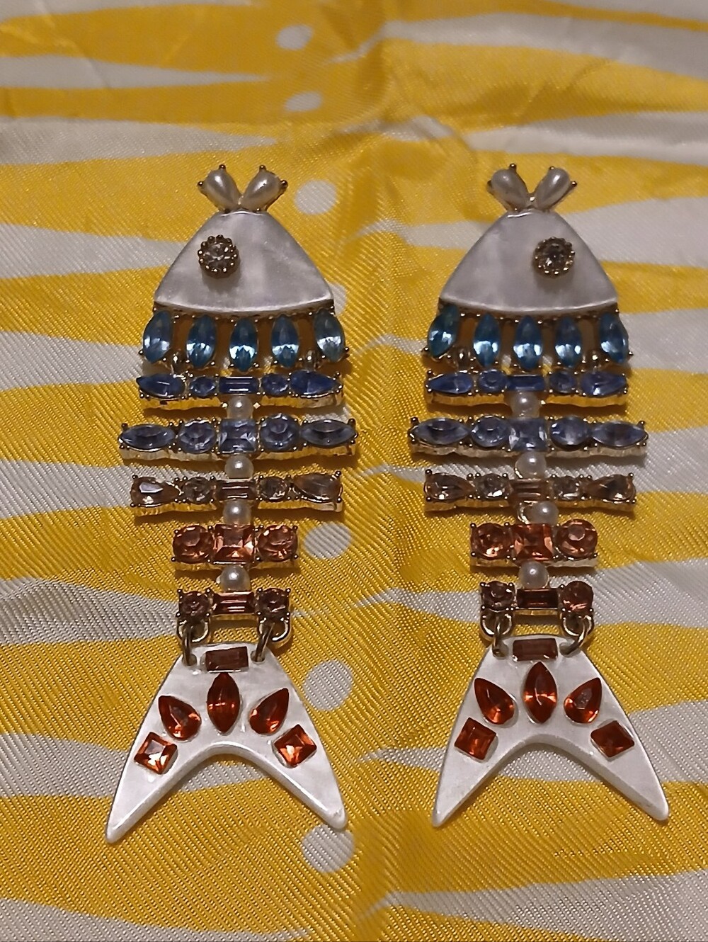 SUGARFIX Colorful Statement Drop Earrings - Fish Deaign